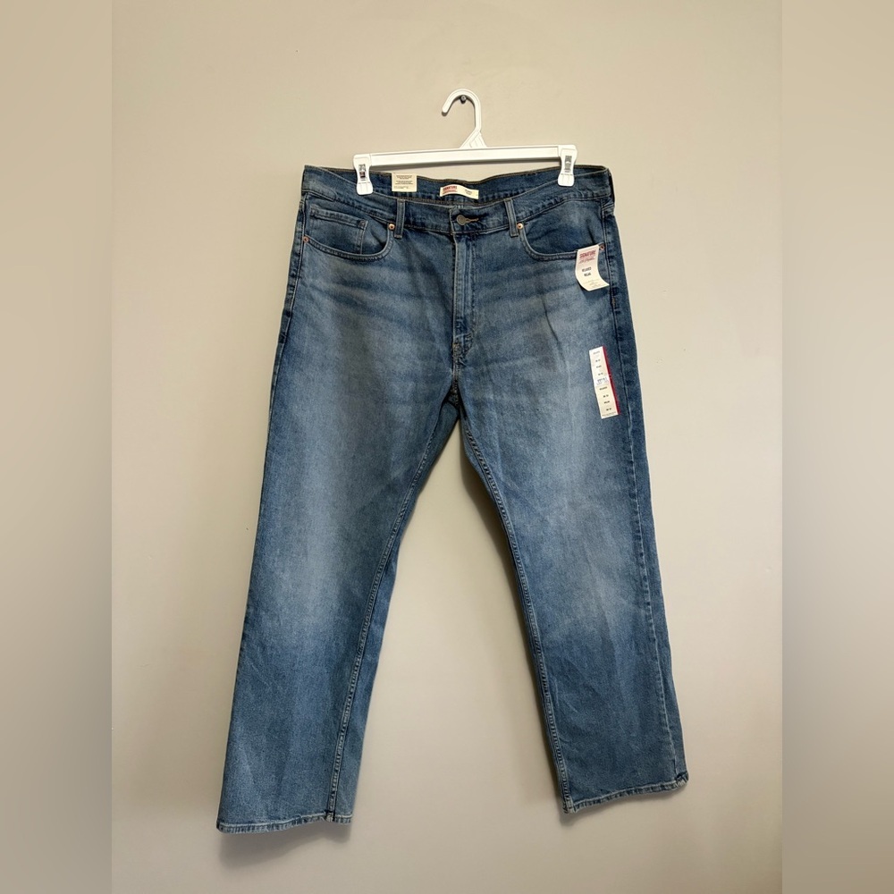 Levi's Men's Classic Relaxed Straight Blue Jeans